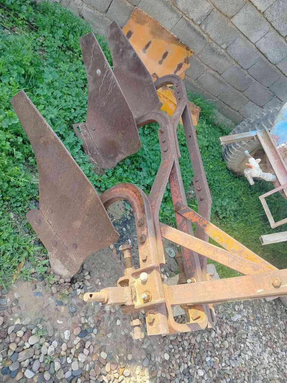 السلام عليكم فدان مقطوره ديجر للبيع للستفسار الاتصال ***********
***********
