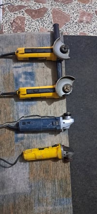 كوسرات اصليات على الفحص مكان مدينة الصدر للاستفسار خاص او الاتصال ٠٧٧٠...