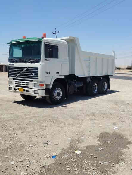 سلام عليكم فالفو أف 12 للبيع سياره بلاديه وجديده مجموعه النكي تخم تاير محرك مجفت جديد العنوان واسط عزيزية ***********
