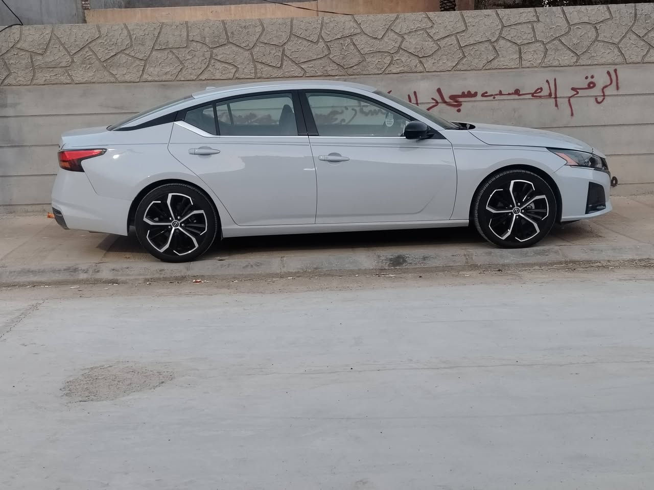 نيسان التيما
موديل/2024

لون /سموك

رقم سليمانيه بسمي 

ماشيه21 مايل

مواصفات  SR

شاشة كبير

كشينات جلد/

اوتو بريك امامي/خلفي
كاميره

حاسه خلفي

خط شارع

تحكم ستيرن

تشغيل ع بعد
ضررها فقط يم البگلايت وشويه يم بقبق الجنطه بدون ايرباك بدون دواخل بجم كبس

سونر و صورة حادث مرفق بلمنشور

السعر """""""188وبيها مجال قليل 

*********** مكان السياره ديالئ جلولاء
