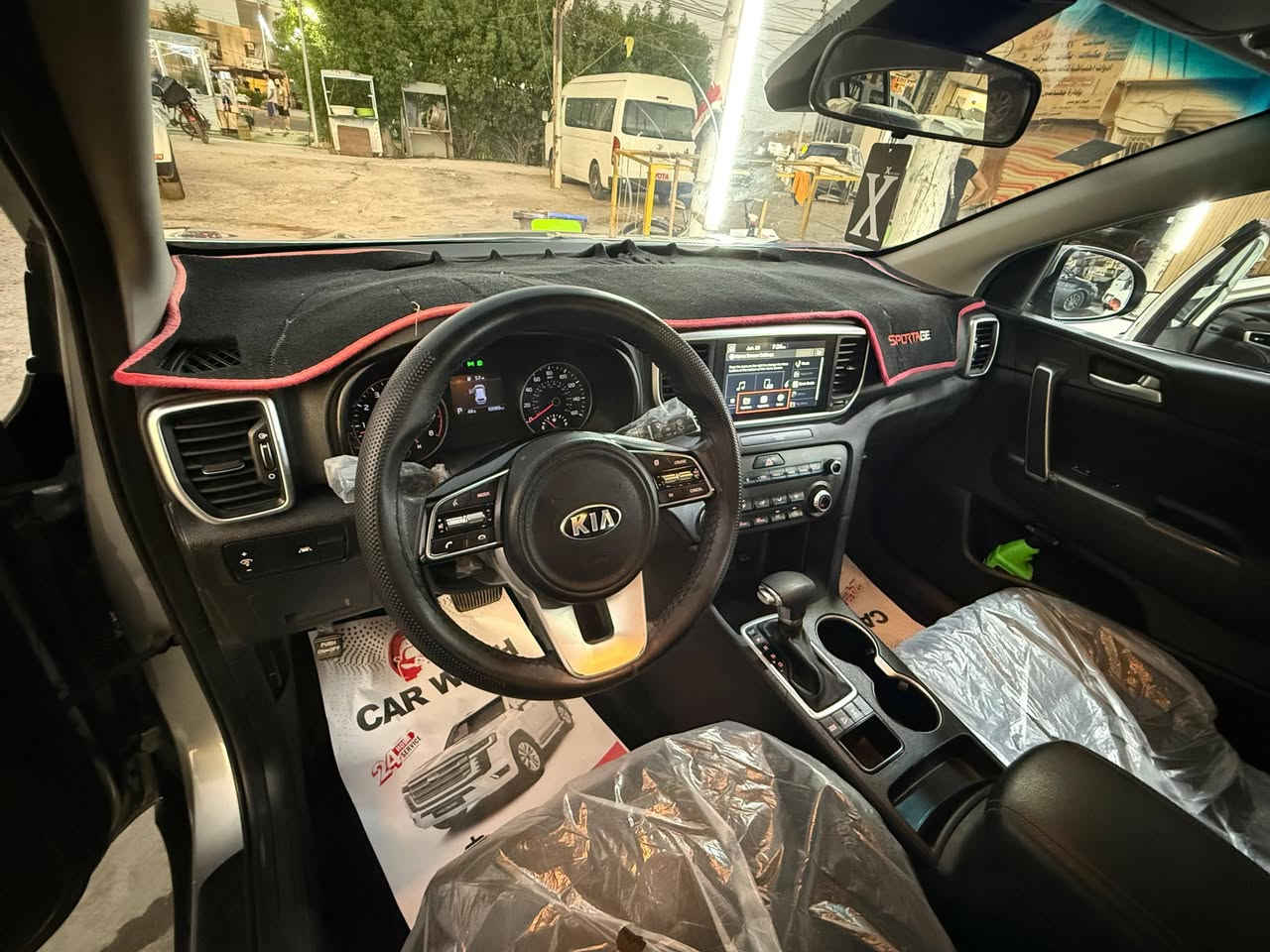 للبيع كيا سبورتاج أمريكي موديل 2022
حادثها خفيف (بارد) بالبنيد وبالجنطة فقط
رصعة، السيارة ما بيها أي قطرة صبغ
الاسبير وكالة
ماشية 71 ألف ميل

المواصفات:
 • نص فول
 • مانع انزلاق
 • فور ويل
 • 3 أنظمة قيادة
 • تحكم ستيرن
 • كاميرا دواره
 • تحديد مسار
 • تبريد قطعتين

💰 السعر: 195 ورقة
📍 الموقع: بغداد – الغزالية

السيارة نظيفة وجاهزة للفحص


**إذا كنت صاحب هذا الإعلان وتريد حذفه لأي سبب، رجاءا أرسل رسالة إلى الدعم الفني**