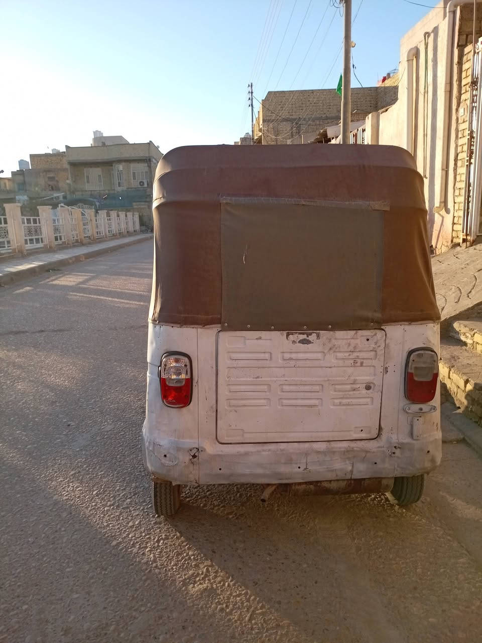 سلام عليكم تكتك تيفي اس لبيع تكتك وراق بصره وهيه بلعماره تكتك مكينه تخبل كلجات جدد تكتك كبل لشارع ما ذب عليه ربع بمليون و٨٠٠ مستعجل علا بيعته ***********
