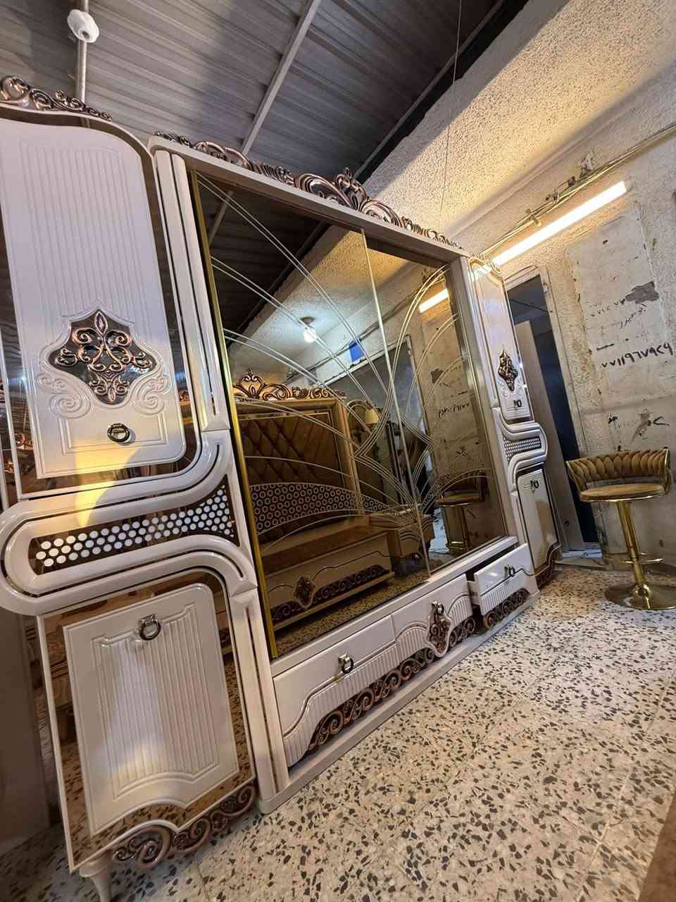 غرف نوم مستخدم متوفر عندي حجز استفسار مراسله واتس ***********
