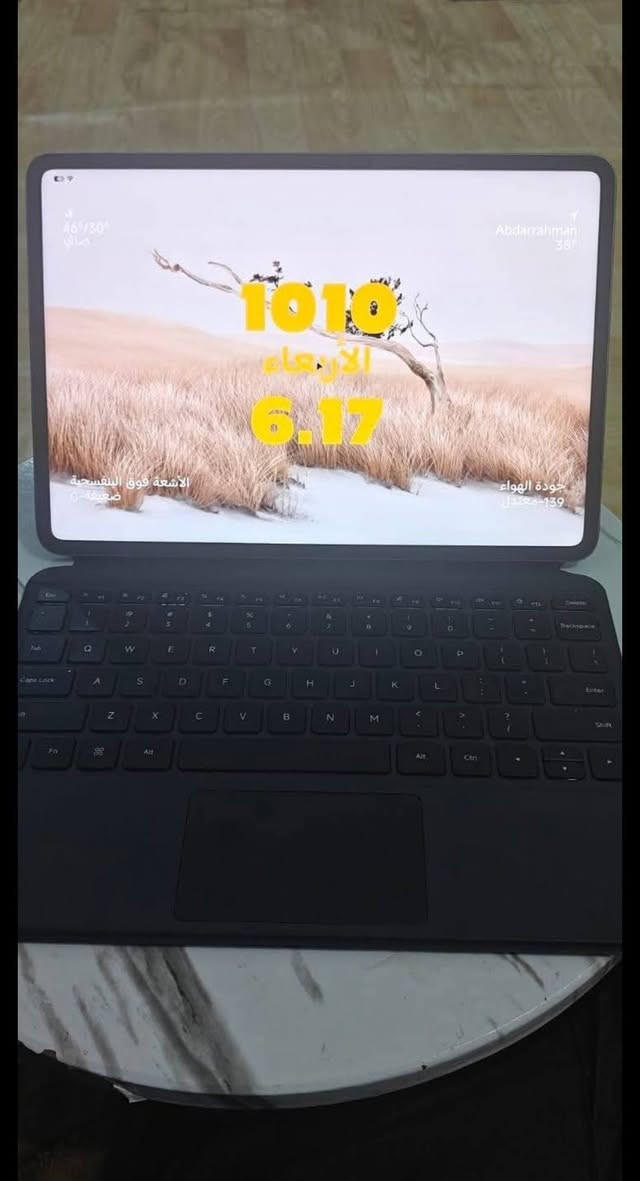 السلام عليكم ✨
غني عن التعريف Xiaomi pad 6s pro 
مواصفاته 
 معالج  Snapdragon 8 gen 2 
يشغل 120 فريم بوبجي
 ذاكرة 512 
عشوائية 12GB
حجم الشاشة 12.4
شاشة بترد 144 IPS
البطاريه🔋 10000mAh
يدعم شحن سريع 120W 
نضيف كلش✨
(((ويا كيبورد مال شركة  Xiaomi))) 
 ايباد فلاك شيب يعني فئة عليا لا اقتصادية ولا فئة متوسطة 
يرهم على كل العاب يرهم مونتاج و رسم و دراسة و كلشي
««السعر 580 الف»» وبي مجال 
التواصل 

 @إشارة


**إذا كنت صاحب هذا الإعلان وتريد حذفه لأي سبب، رجاءا أرسل رسالة إلى الدعم الفني**