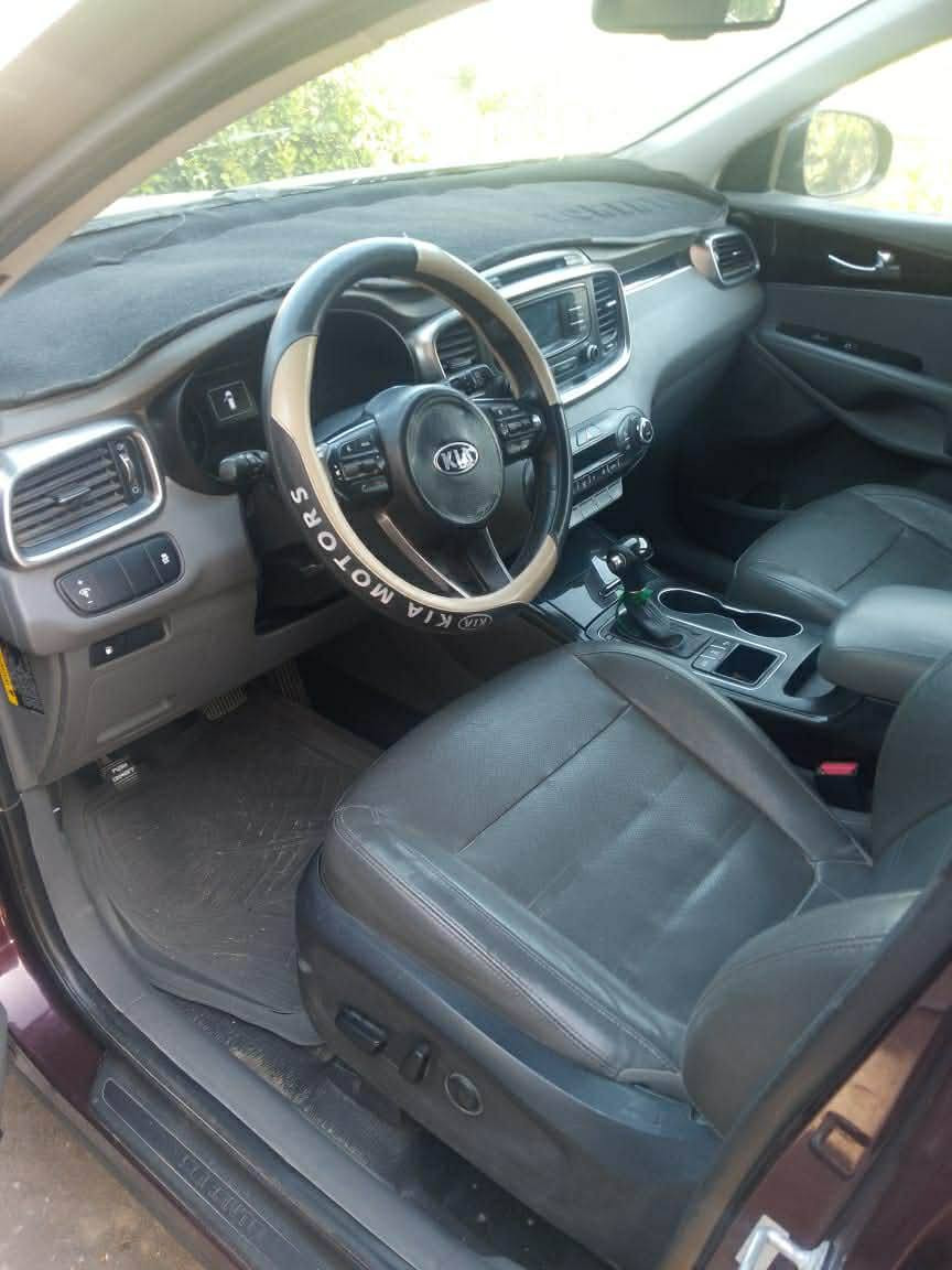 السلام عليكم كيا سورنتو 2016 
رقم بغداد 
وارد امريكي 
جاملغ وبنيد بدون دواخل 
السعر والتفاصيل على الهاتف ***********
