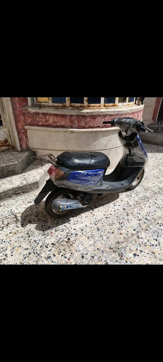 دراجه للبيع كهرباياته كامله سعر 150 بيه مجال عنوان ابوخصيب راسل عله هاذ رقم *********** لو ما زنجر
