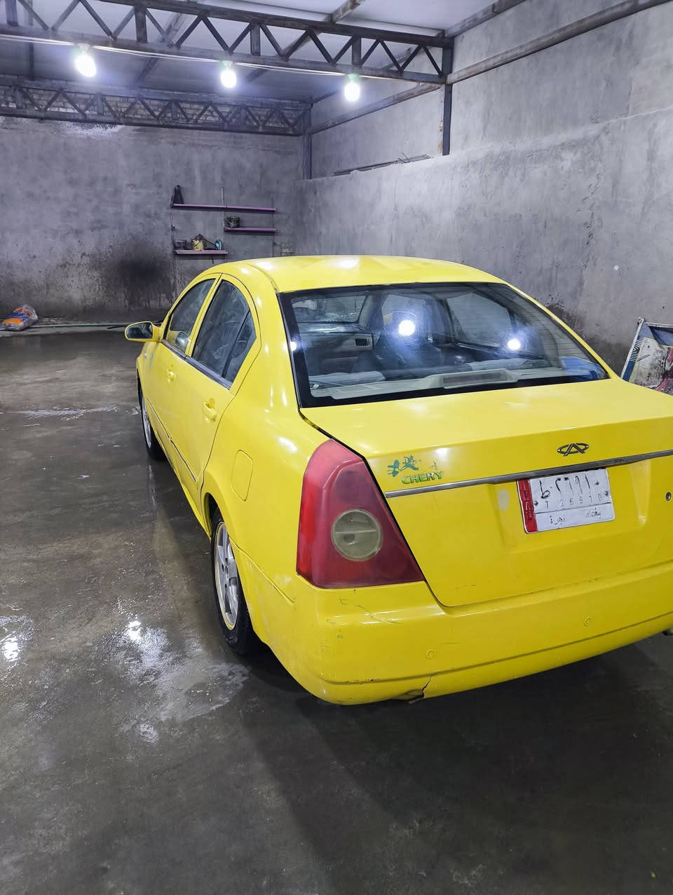 السلام عليكم ورحمه الله وبركاته 
شيري A5 موديل 2010
مكينه وكير كامري 2000 أوتو ماتيك
السياره خير من الله مال شغل ومرزوقه
السعر 38 ورقه 
العنوان الحسينيه قرب مطعم الأمير 
رقم صاحب السيارة ***********
