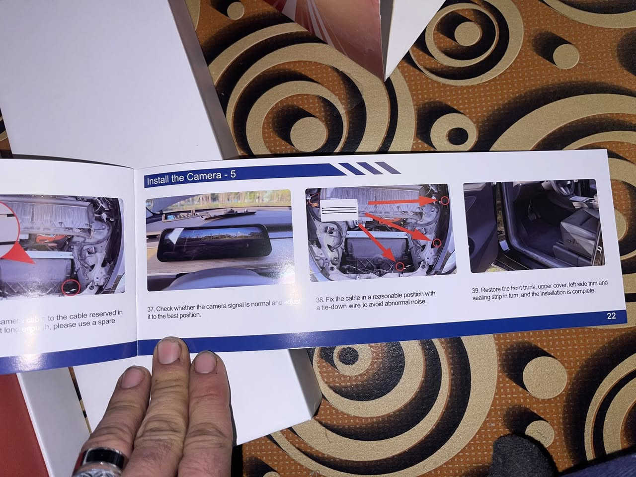 شاشه جبيره بلاديه ولامشدود كلش وثكيله هواي  كل التحكم بيها وكار بلي بيها السعر 190.  ٠  ***********
