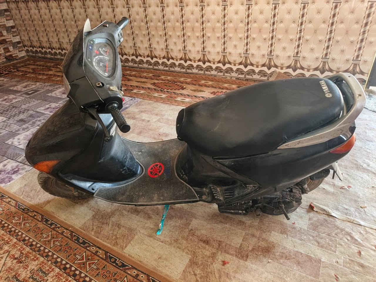 فراشه للبيعً مكفوله محرك ما مفتوح
متوازي ع البيع 
السعر 400 وبيه مجال حك جيه 
للتواصل 
***********
