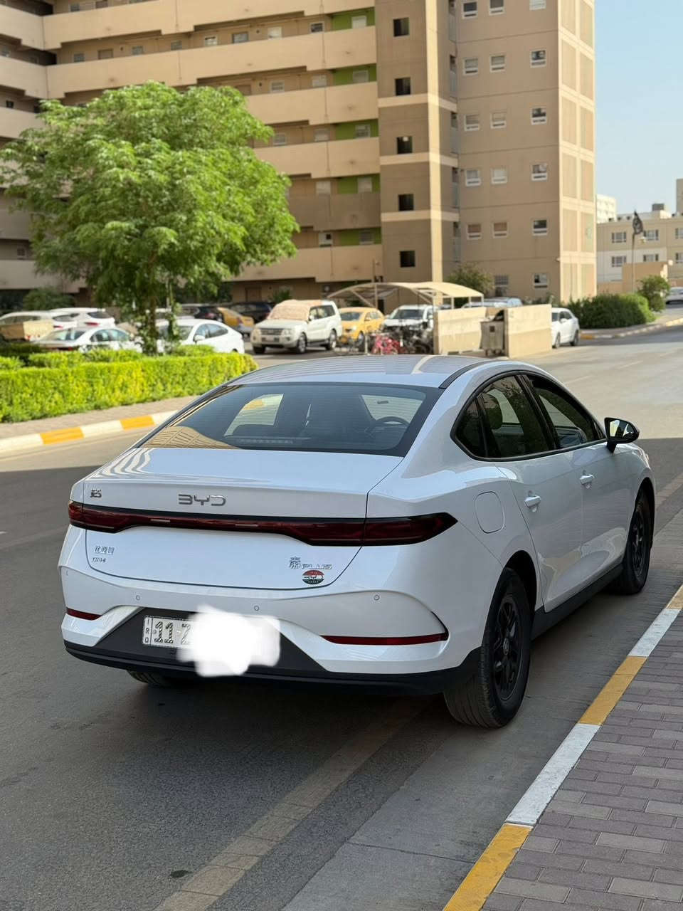 كن بلاس بغداد ماشيه ٢٠ الف رقم بغداد بيها بنيد صبغ انطخت عدنا وبيها بارد بسيط …
السعر..١٧و ٧٠٠ بالورق …١١٦ ورقه مكانها بغداد ..
***********………
