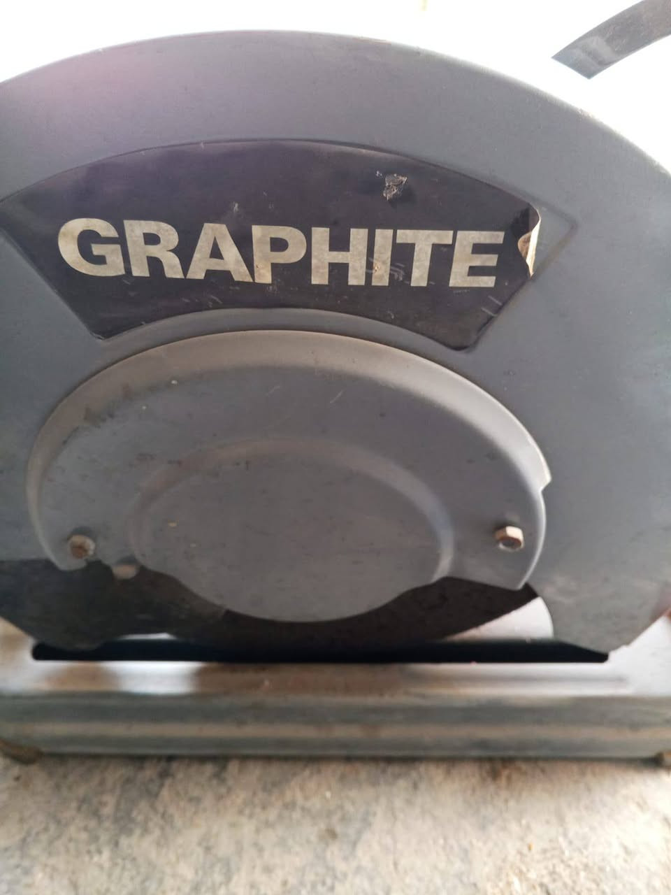 سلام عليكم غراض حداده للبيع في بغداد الكماليه السعر خاص ***********
