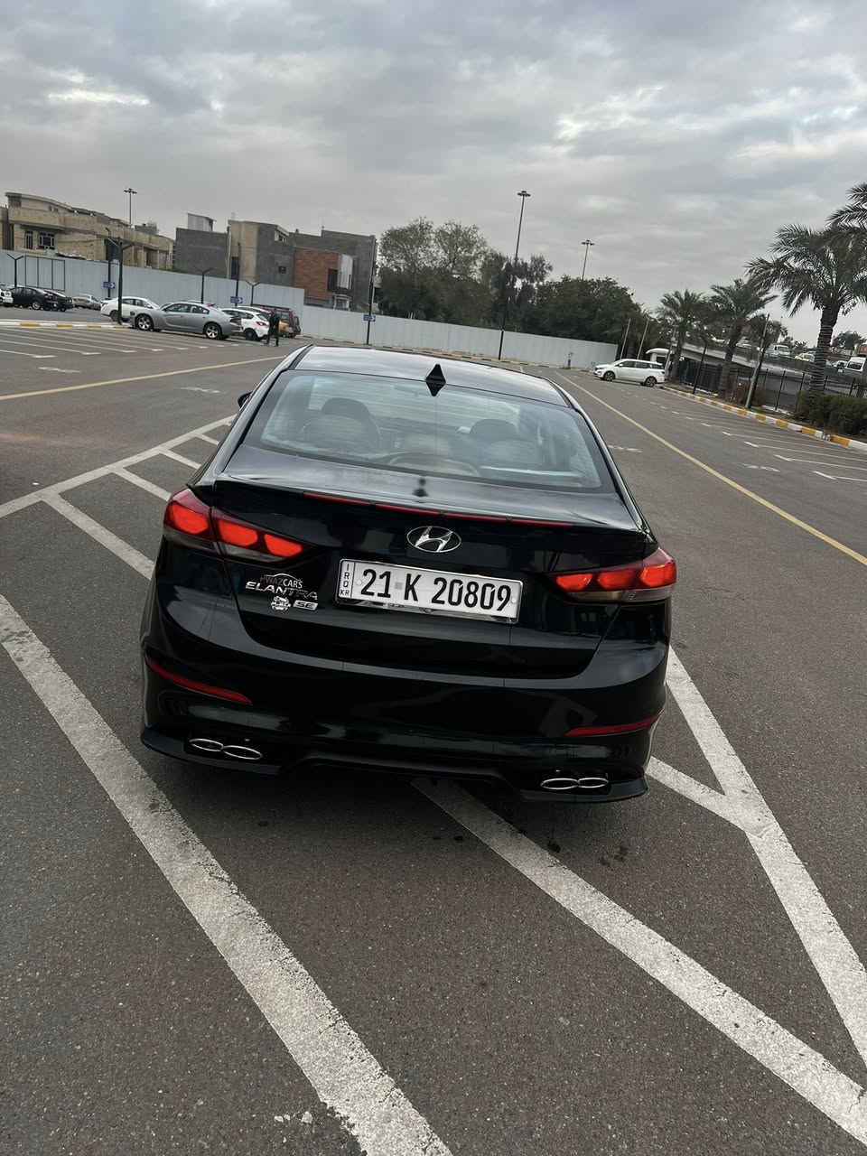 سلام عليكم سياره النترا موديل 2017 لون اسود للبيع مكينه 2000 دوش رقم سليمانيه سعر السيار 117$ وبيه مجال حك الجيه السياره ليبر واحد تبديل فقط قبق الجنطه مكان السياره بغداد حي العامل للتواصل ***********
