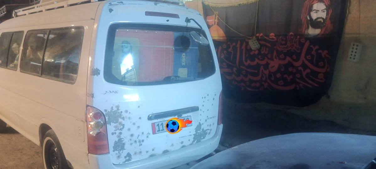 2014 رقم انكليزي مصفرة من كلشي بيه طخةصغيرة مصلحة بس ممصبوغة بالكصة وهذا الصندوق مبين بالصورة تخم تاير جديد باتري جديد مكينة مجفتة جديد بس هسة بيه دخان داخلهة نضيف بس الكاعية تعبانة السعر 65 مجال مكانه بغداد شرط التحويل
للاستفسار.    ***********
