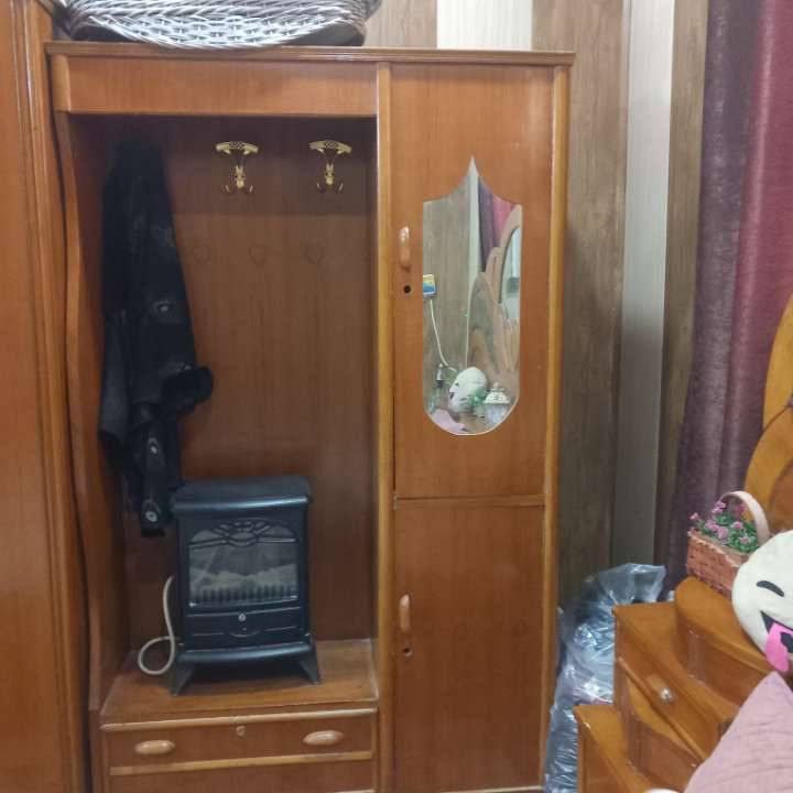 سلام عليكم غرفه كلش نضيفه البيع مكاني بلحله السعر ع وتساب ***********
