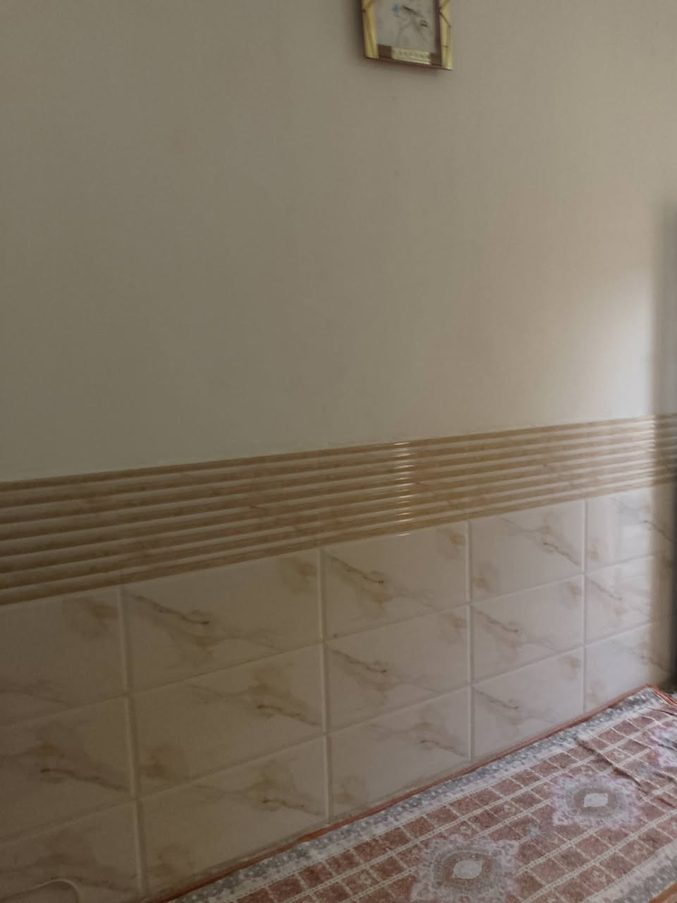 السلام عليكم بيت للبيع ٧٢وبي مجال مساحه ٨١متر كامل بناء جديد بغداد الحسينيه منطقة الثلاثينات مقابل جامع الشهيد رائد قرب مدرسة احمد راضي للتواصل ***********
