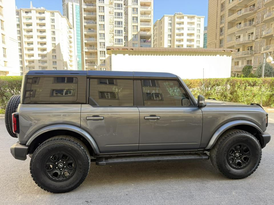 Ford Bronco 2024
برونكو 2024
فوول فوول واحد على واحد
ماشية 5 الاف
شاشة كبيره
خمس كامرات
رادار ٣٦٠
محرك 4 سلندر  تيربو 
كشنات جلد و تدفئه و ستيرن تدفئة
مواصفات و نظافة مبين
يجي شكل جديد ثقف يختلف 
سيارة جديد جديد نظافة ٪؜100
بيها قطعتين صبغ حادث سطحي بدون دواخل و بدون شاصي
كير و محرك و اكسل و كهرئيات جديد ما مفتوح بيها كله شركة

سعر 300

0770 445 2620
