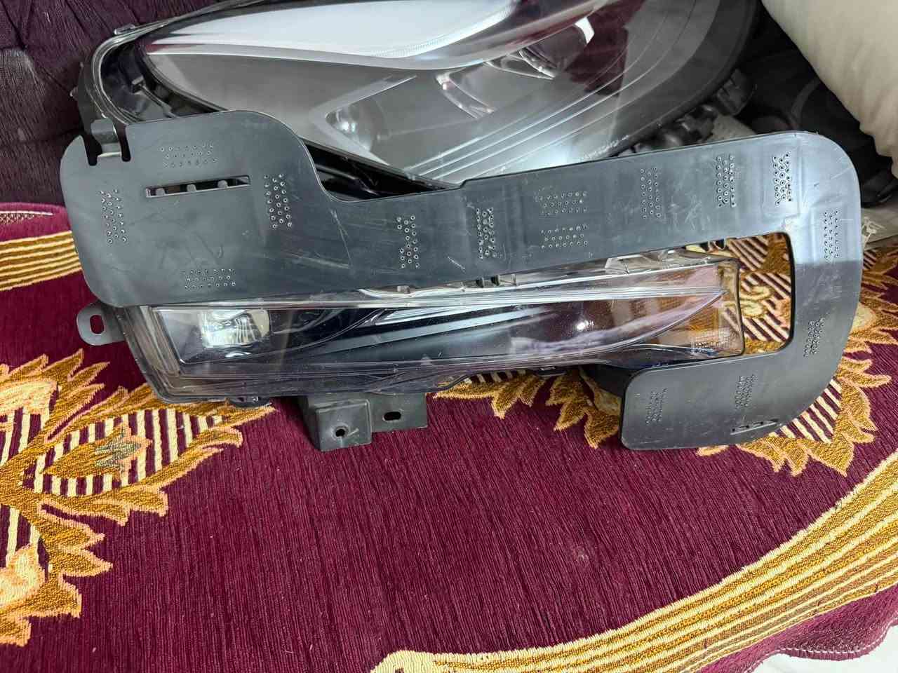 لايت اصلي ابو العدسة جهة اليمين تسلا y مفتوح
من سيارة موديل ٢٥ سعرة $120
بلوجكتر تسلا y جهة اليمين اصلي عدسة سعرة 50 الف ارضيات اصلية تسلا لا سعرهن 100 الف
كبات ويل حجم ١٩ سعرهن 40 الف
***********
