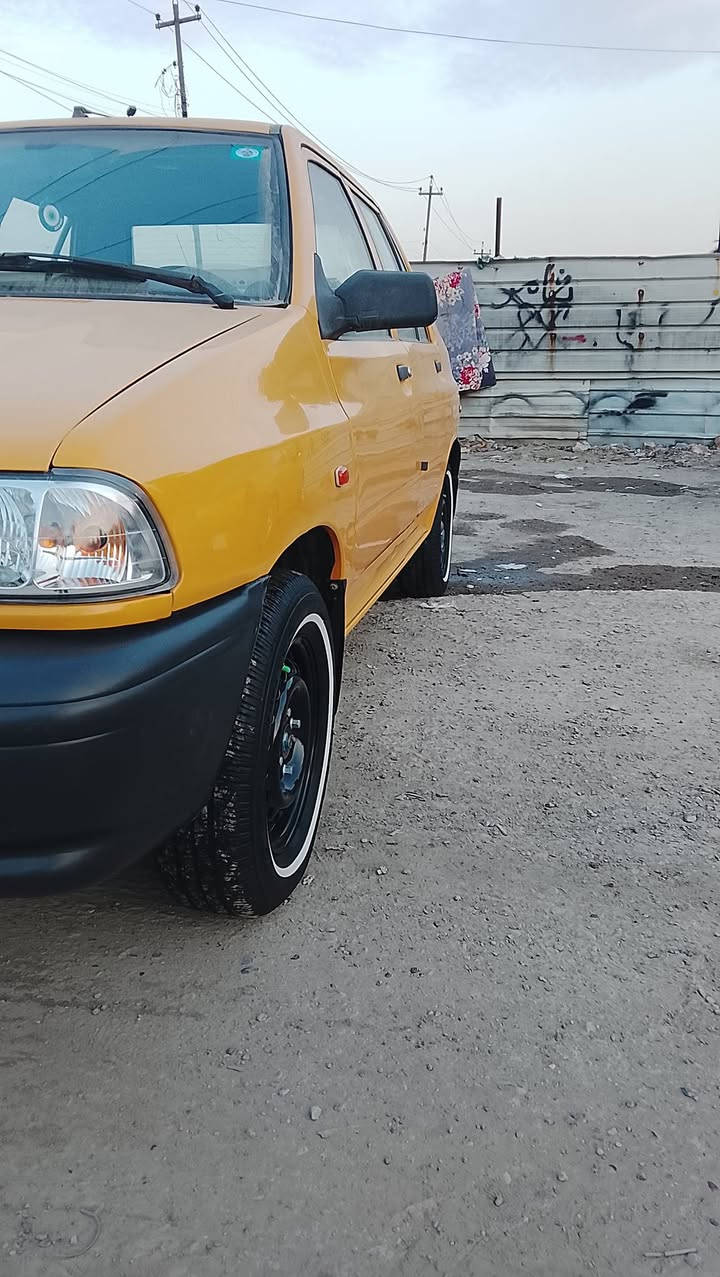 سلام عليكم سايبة ٢٠٢١للبيع مكفولة كفالة عامة من كلشي عنوان بغداد السعر ٦١ وبيها مجال  ***********
