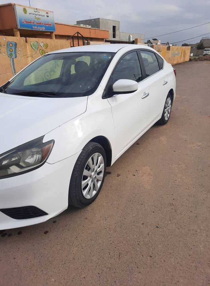 سنترا ٢٠١٧ وارد امريكي 
ضرر قطعتين جاملغ وبنيد بدون  دواخل  
سيارة بصمة تشغيل وابواب وصندوك 
رقم سليمانية سيارة نظيفه جدا 
للبيع :  ١٠٠  
  للأستفسار ***********
