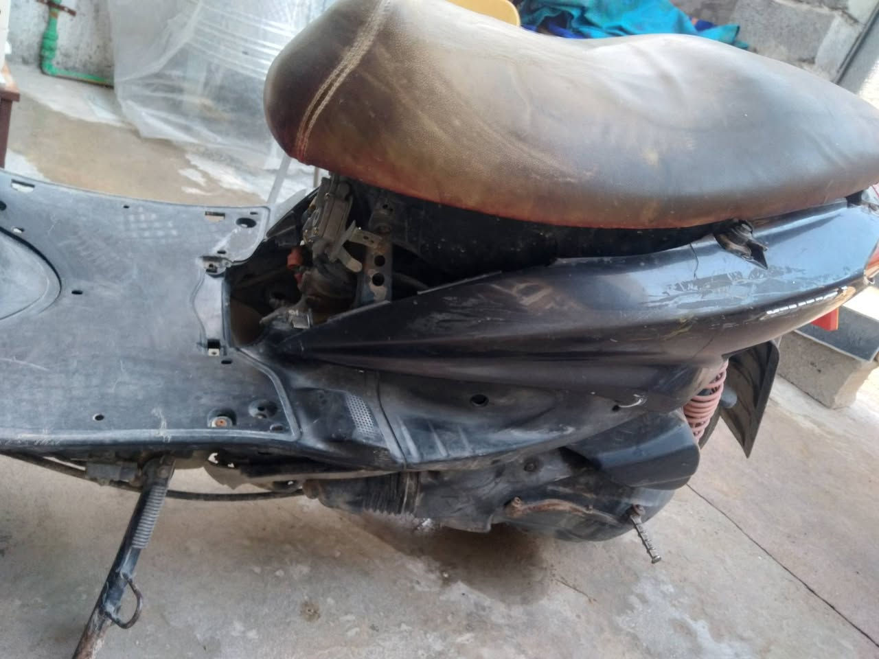 حبيبي عدي سكنس نثيه ياباني ١١٠ مامفتوح برغي بيه سعره ٣٥٠ مكفوله بس كفرات الخلفيه تعبانه إذ تحب  تعال خاص
مكاني بغداد شعله


**إذا كنت صاحب هذا الإعلان وتريد حذفه لأي سبب، رجاءا أرسل رسالة إلى الدعم الفني**