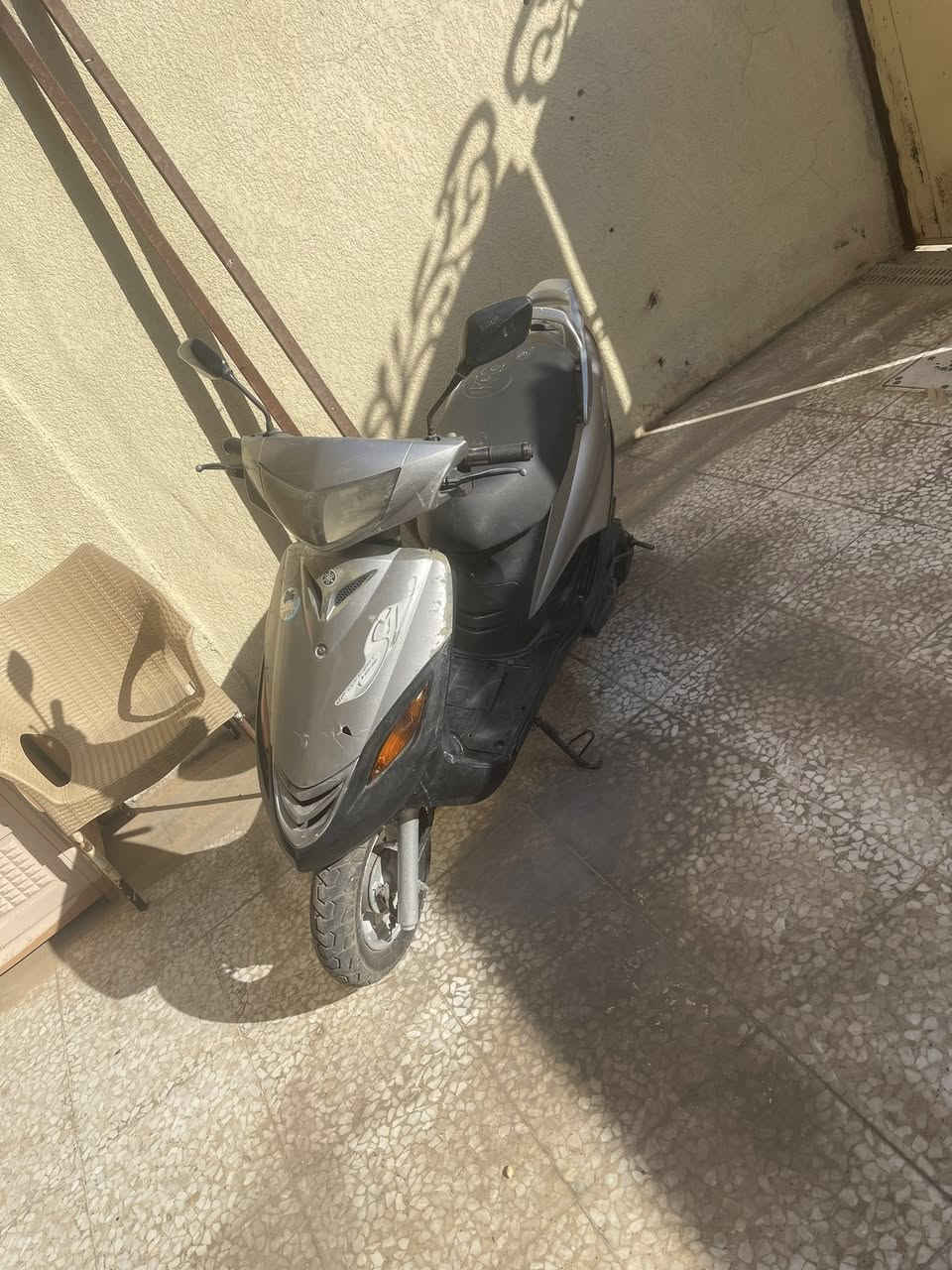 دراجه ماكس140 لون رصاصي للبيع 
دراجه بلاديه وحيل نضيفه ناقصها بس كابريتر
لل استفسار *********** فقط واتساب 
عنوان البياع
