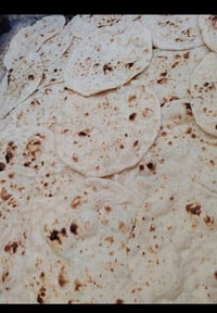 خبز حار • توصيل • حجز مفتوح