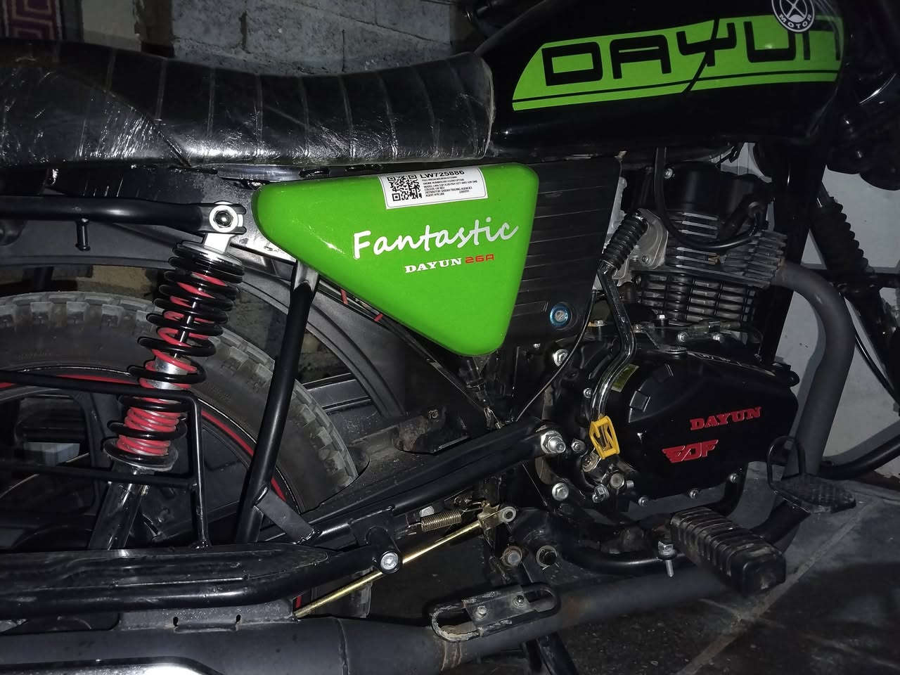 دايوان 2025  رقم اربيل محرك 200cc دراجه ناعمه وجديده وضع الشركه
ماشيه 4000 وشويه بعدها بأسم المعرض تحويل مباشر سنويه لل30 تنتهي السعر (2400)وبيها مجال عنواني بغداد الحسينيه راشديه ***********
