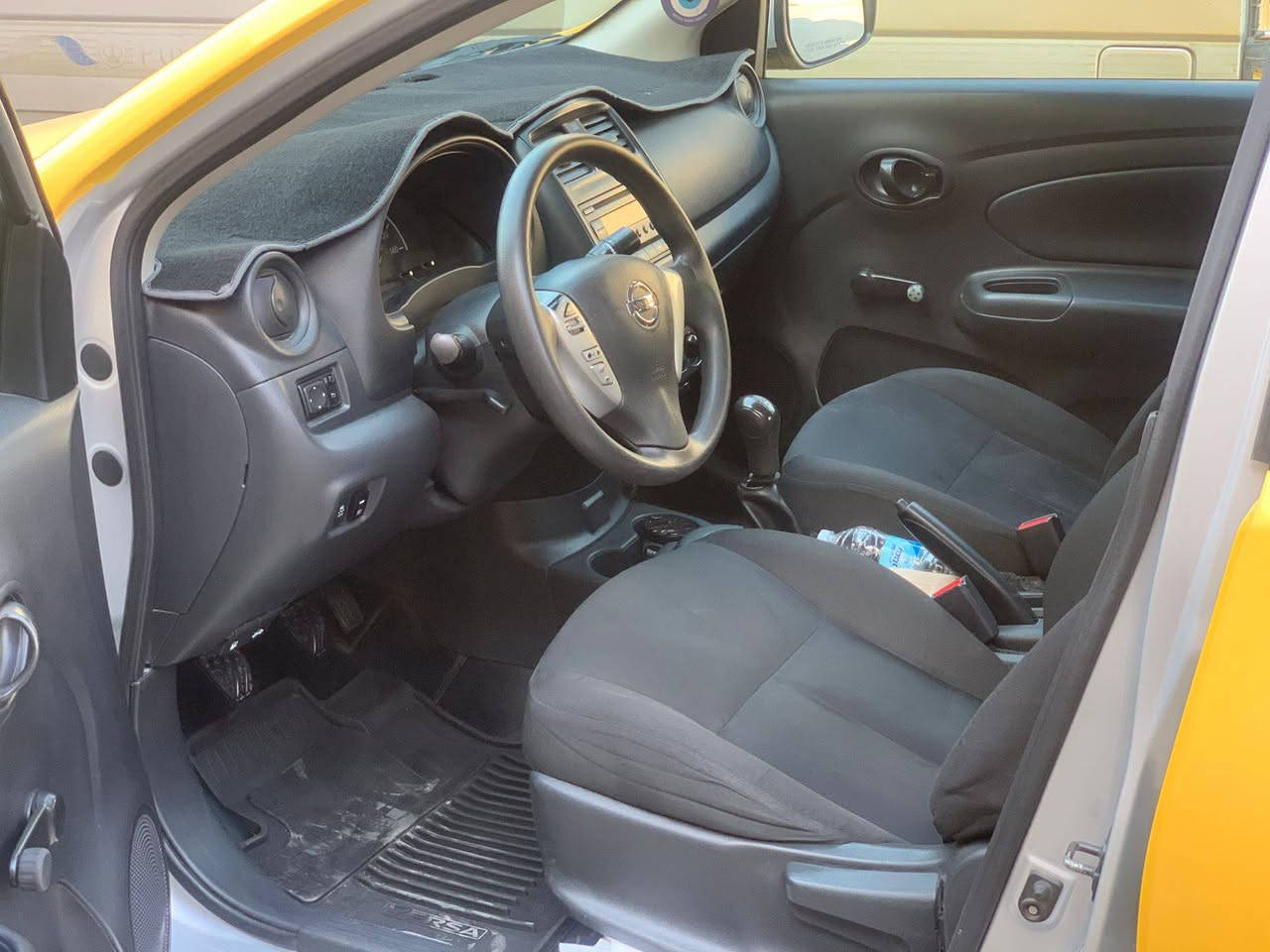 سلام عليكم
نيسان فيرسا موديل ٢٠١٨ رقم بغداد الجديد ( كير عادي ) حادثها الجاملغ الخلفي موضح بل صور  وبيها بل امامي طخه خفيفه سياره كلها بلاديه كير مكينه صدر امامي خلفي جديد تخم تاير جديد داخلها جديد العنوان بغداد  السعر ٨٨ وبيها مجال ***********
