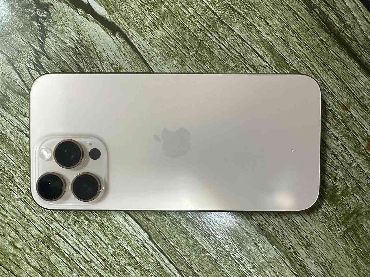 ايفون 16 برو ماكس عربي شرق اوسط شخطه مابي مشحون 22 مره ذاكره 256 السعر 1600 قفل بكاني بغداد المحمودية رقم

***********
