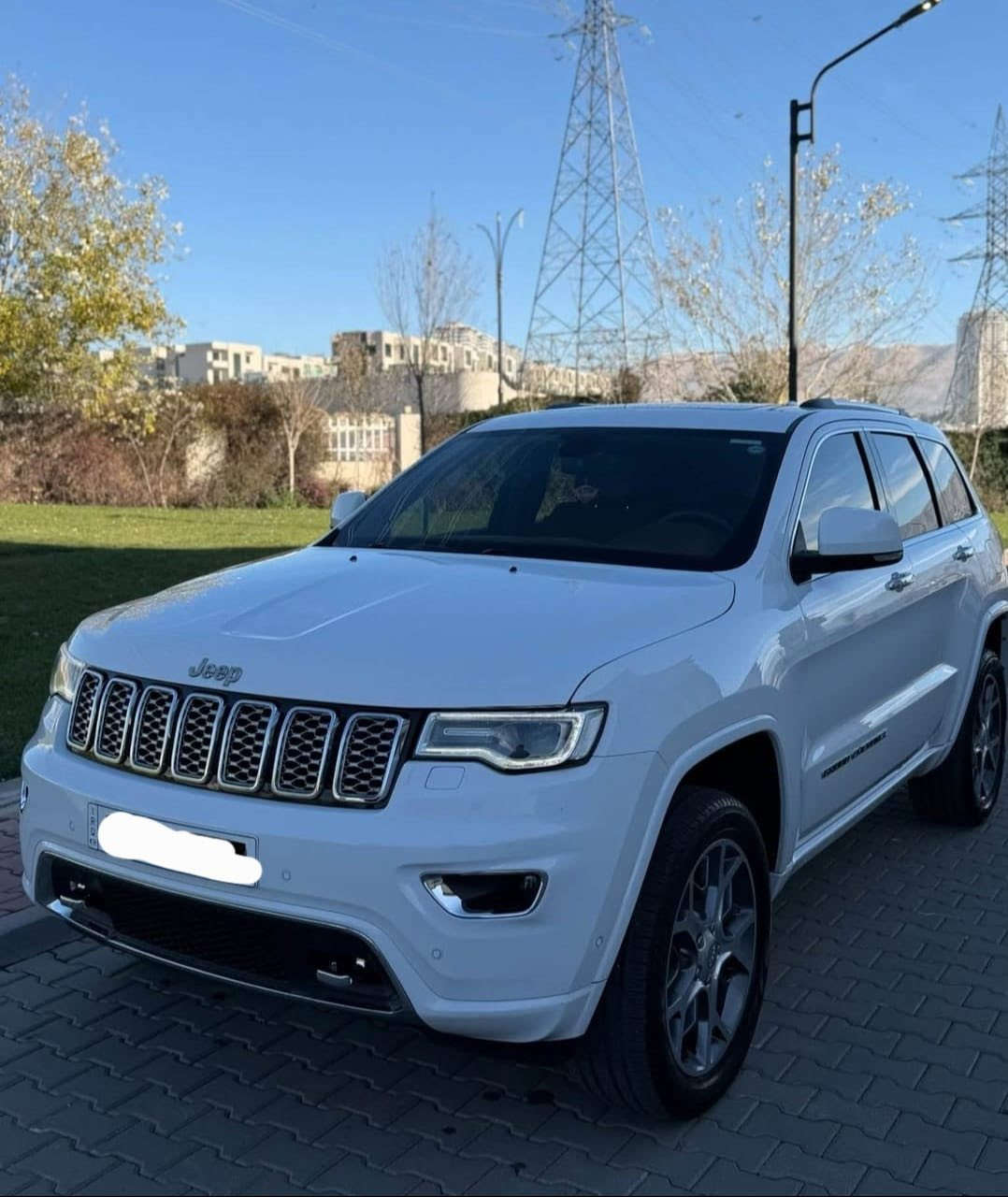 جيب 2021 
اوفرلاند
فوووول مواصفات ١/١  
وكالةشريكه هارلم 
ثلاث شاشات . داخل سياره قرميدي مش مشي
مكفوله من الصبغ والتبديل والكير والمحرك  كل شرك وضمان.
ماشيه29  km 
حقيقي على إيد وحده من الزيرو .
رقم اربيل - بأسمي رقم جديده هزه جديده سنويه جديد.
ثلاث الشاشات جكات .
(بانوراما،بصمه،جلد ،شاشات خلفيه ،جكات ،جنطه كهرباء،توقف ذاتي،تشغيل عن بعد ،ماوس انظمه قياده ،فور ويل ،مقاعد تدفئه ،مقاعد ميموري خزن ،اتو ترافيك ،اتو ستارت، تشفيل عن بعد ، رادار مرايه ، رادار امامي وخلفي وحساسات كدام و وخلفي ،وردارصفحات  ،بصمات ابواب ستيرن كهربا ئي تحكم ، مرايه شفطاط ،  كشنات كهربا ئي ، كشنات تدفئه وتبريد ، كشن خزن ميموري ، سكف بانوراما  )
السياره جاهزه وكلشي مناقصها  
الاسبير والعده مال شركه وإلكتلوكات مامستخدمات كلشنضيف سياره ومستخدم كلش قليل.

السعر رقم 1 رد تلقائي

رقم راعيها
***********
