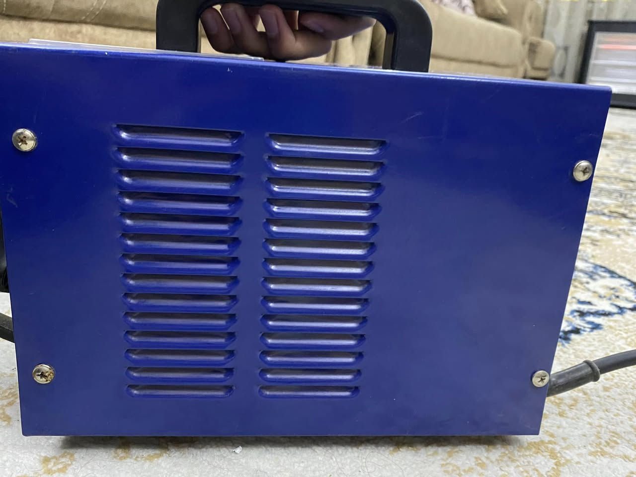 السلام عليكم مكينة لحيم الماني ملف نحاس ثقيلة وزنها 10 كيلو  جديدة بالة بلكارتون حته الكتلوك وياها المكينة مو الكترونية صيني هاي ملف نحاس الماني السعر 150 وبيه مجال للطيبين


**إذا كنت صاحب هذا الإعلان وتريد حذفه لأي سبب، رجاءا أرسل رسالة إلى الدعم الفني**