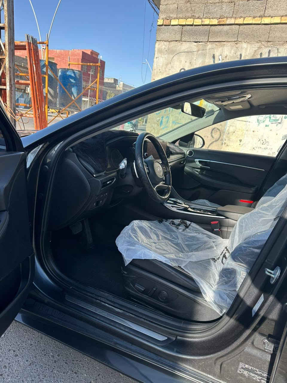 سلا عليكم البيع سوناته موديل 2022 وارد كوري الكوري ما مكفول من صبغ سياره كفاله عامه ما عده بارد بلباب مال صدر رقم بصره تحويل ثاني يوم فول مواصفات مكان سياره البصره سعر 163وبيه مجال الشراي ***********
