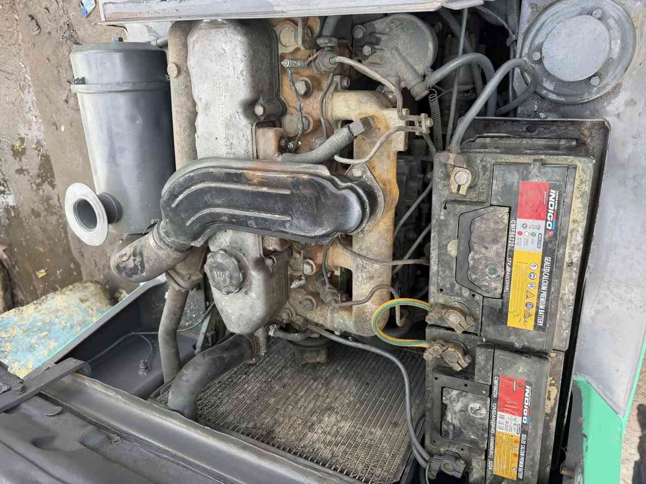 سلام عليكم اللبيع رافعه 2 طن جب عالي 
جاهزه العمل لا تبخير ولا تنقيص كير ومكينه جدد
تخم تاير جديد سجاجين اطول رافعه جاهزه العمل كل نقص مابيه مكان بغداد باب الشيخ ***********
