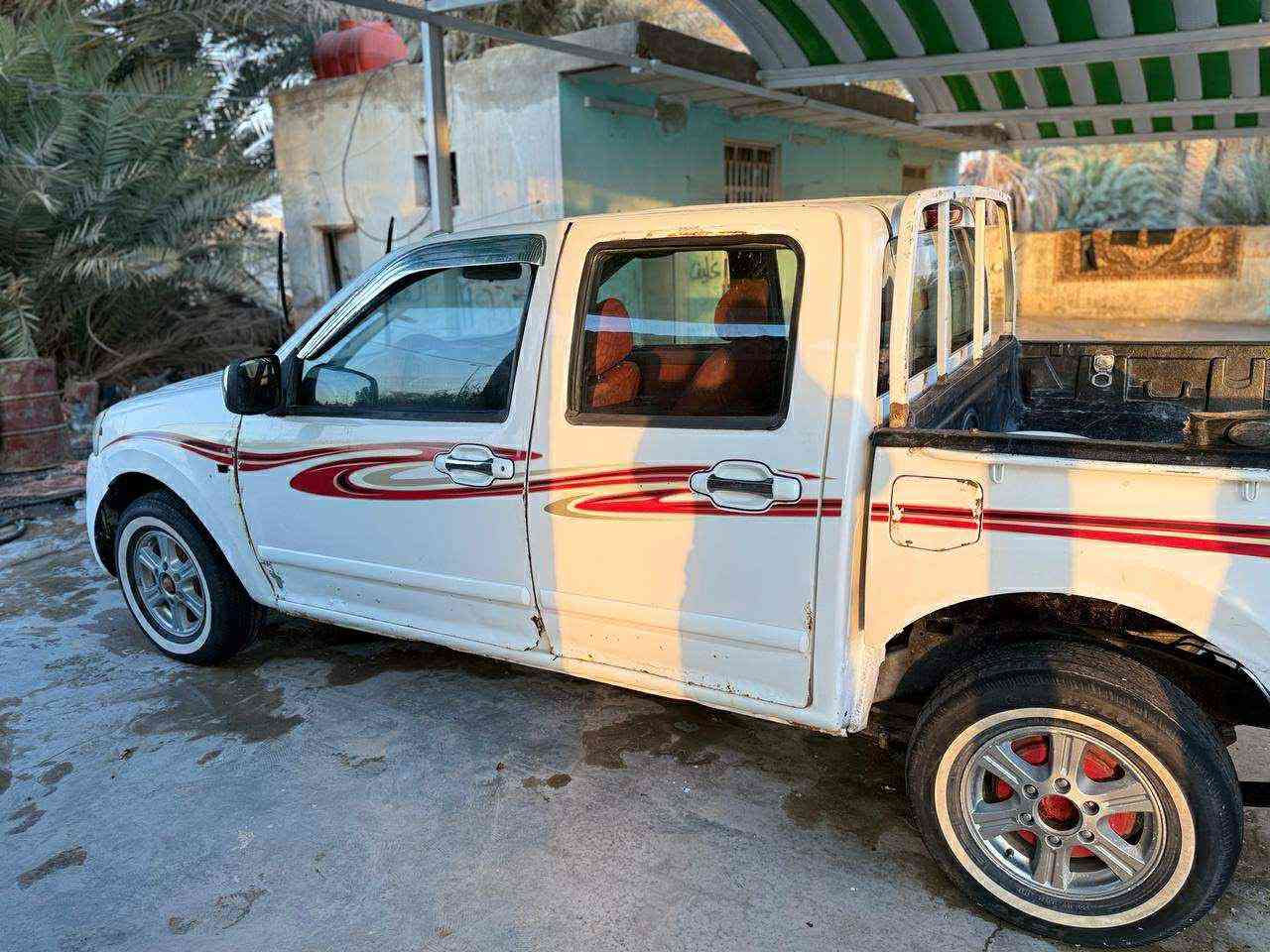 السلام عليكم كريت ويل ٢٠١١ رقم ذي قار مالكها موجود بالسماوة تحويل او وكالة السيارة علية ضريبة وغرامة ٤٥٠تنزل من السعر سيارة بيها خياسات ومكينتها بيها بخار الي تعجبة هلابي هل موجود بالفيدو والصور مكاني ديوانية ورميثة السعر ٣٣وبيها مجال الشراي وتعجبة ومال جناي السيارة مابيها شي 

***********
