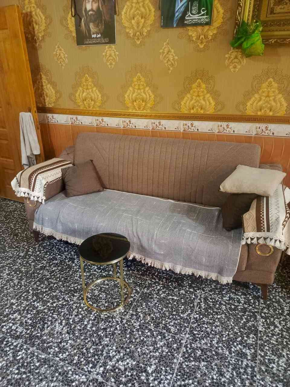 تخم 8 مقاعد للبيع استخدام شهر ب 300 بغداد الشعب ***********
