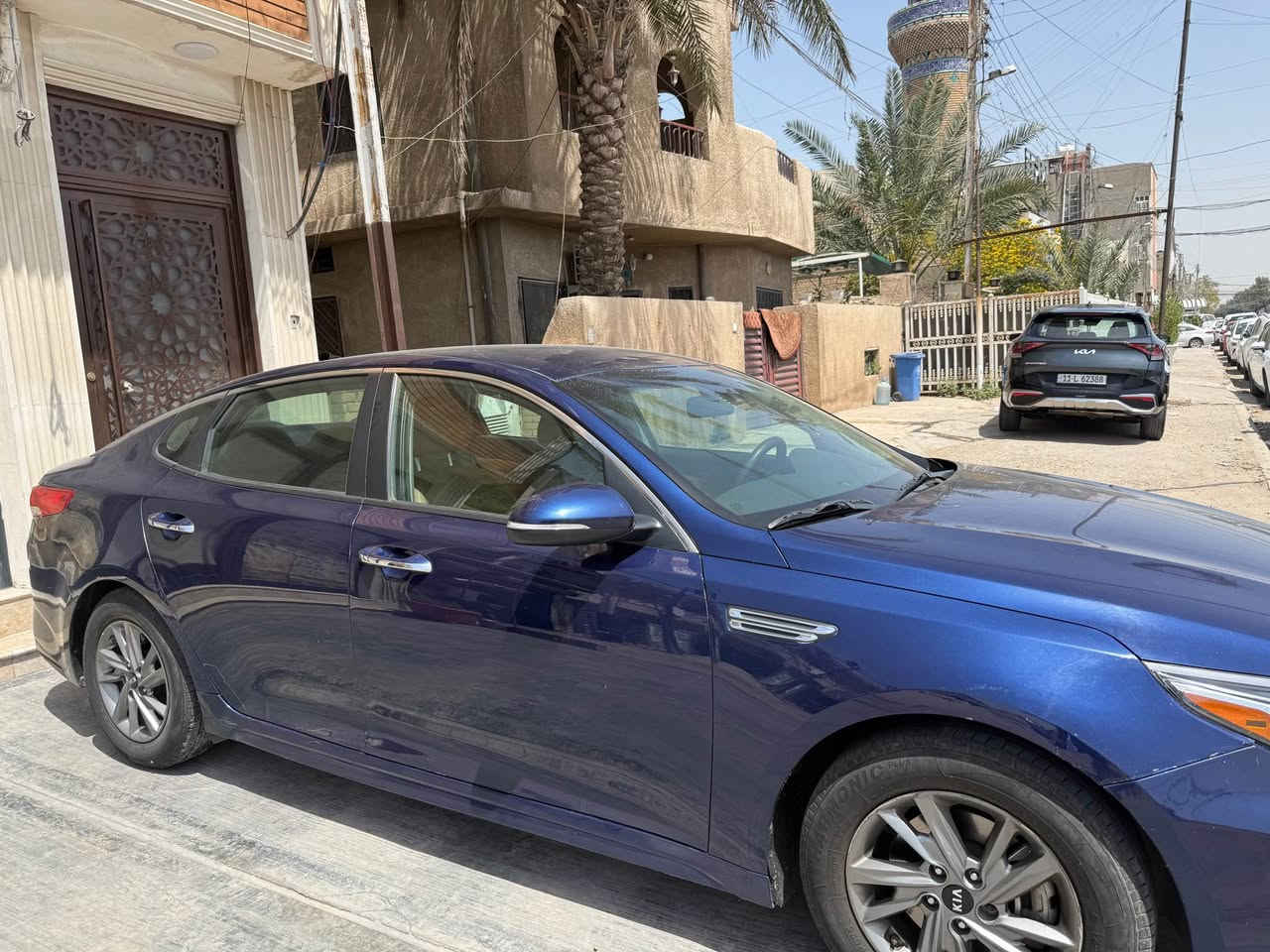 السلام عليكم 
🔴كيا اوبتما 2019 موصفات fe امريكيه 
🔴حادث باب وجاملغ موضح بل صور بدون ايرباك
🔴انطخت يمي بل جاملخ الخلفي وتطلحت على كدها
🔴كير ومحرك كفاله 
🔴سيت دسكات جديد+باتري جديد+زوج تايرات امامي
🔴المواصفات : نقطه عمياء +تحذير خروج عن المسار+شاه ابل كار بلي +اشاير بل مري +تحكم ستيرن +شاشه جبيره +حساسات خلفيه +حساسات ضغط الاطارت +وباقي المواصفات المعروفه
🔴مكاني بغداد البنوك او المنصور
🔴السعر 138 ورقه وبيه مجال 
🔴للاستفسار ***********
***********
متواجد اتصال عادي واتساب بغداد, العراق
