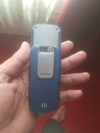 نوكيا • نضيف • مع شاحن