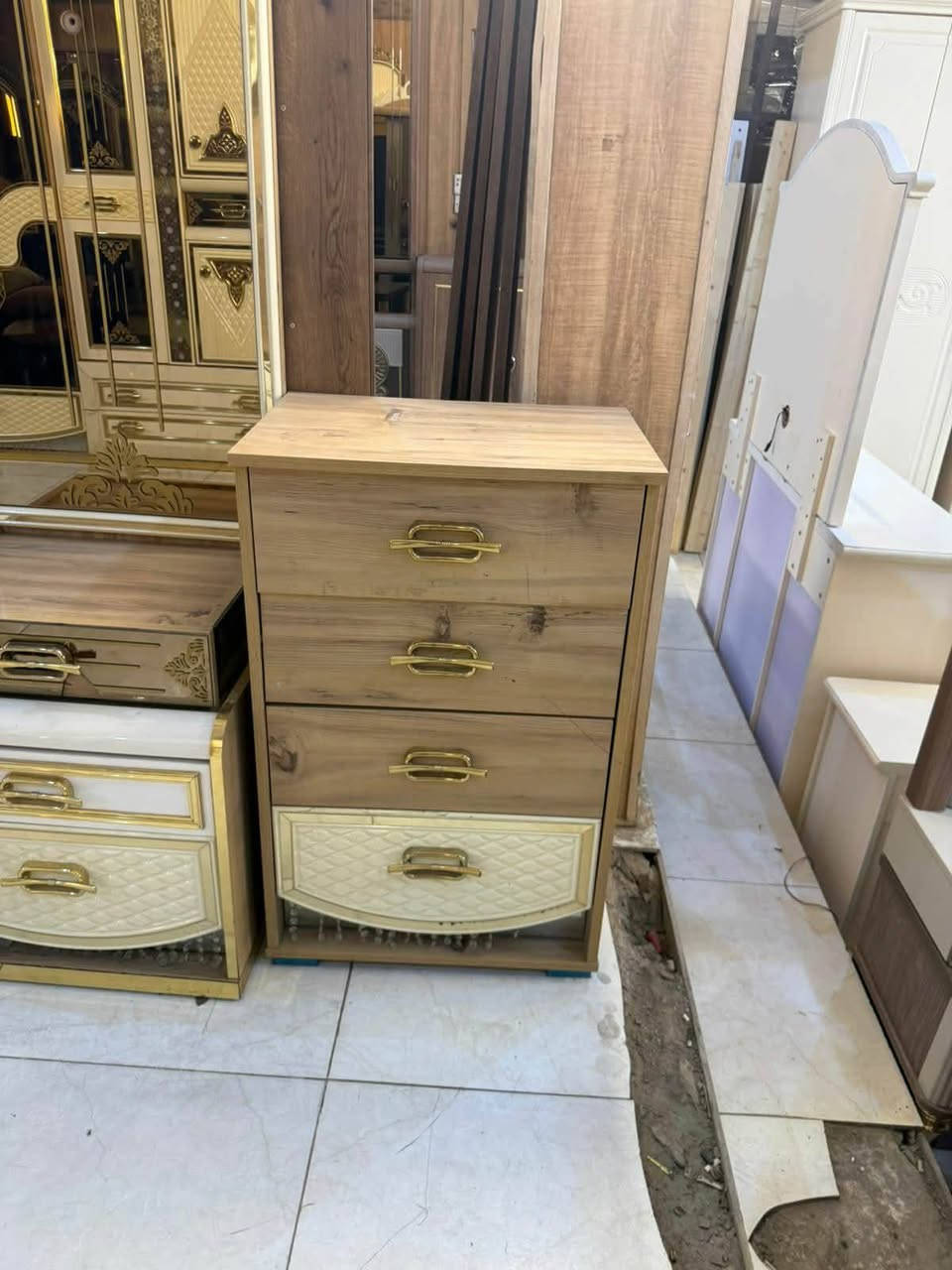 للبيع متوفر توصيل


**إذا كنت صاحب هذا الإعلان وتريد حذفه لأي سبب، رجاءا أرسل رسالة إلى الدعم الفني**