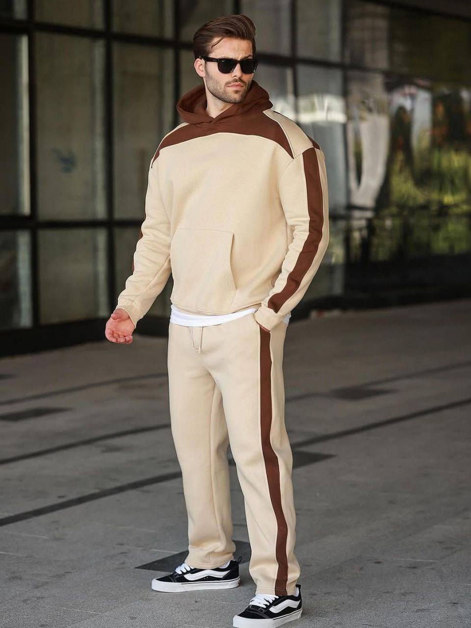 قناتنا علي تليكرام https://t.me/kkkbbbe
تراك رجالي

خامة اورجنال 3 خيط عالي الجودة 
L. XL. 2XL. 3XL.

الدرزن 145 الف
سعر القطعة مفرد 17 الف

توصيل جميع المحافظات 5 الف

#للحجز_خاص_او_واتساب_***********
