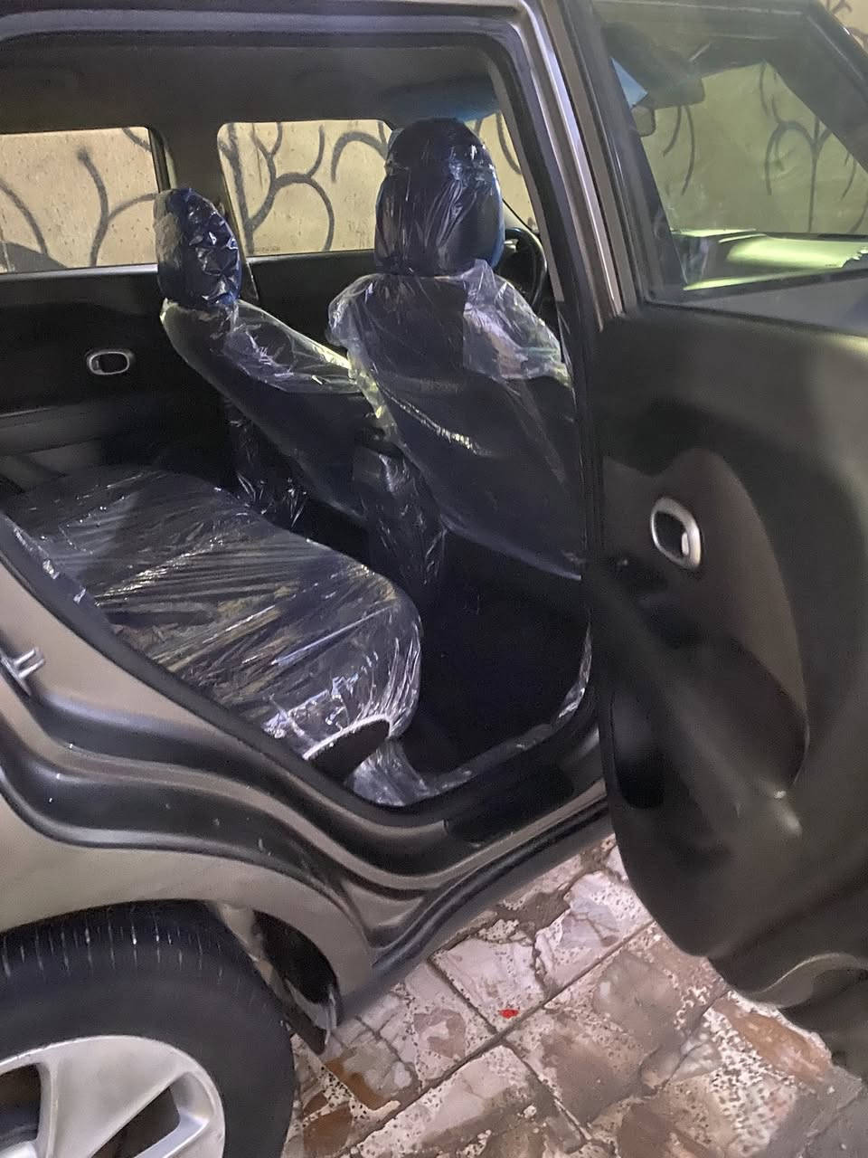 السلام عليك. كيا سول موديل 2016السيارة. جاهزة من كل شي. وحلوة.  بدون صبغ.  بيها. فقط. بارد ب جاملغ. ال مامي وباب سايق. شوي.  مكينه. 2000🤎❤️❤️السعر 110وبيها مجال. مكاني النجف. الاتصال. ***********
