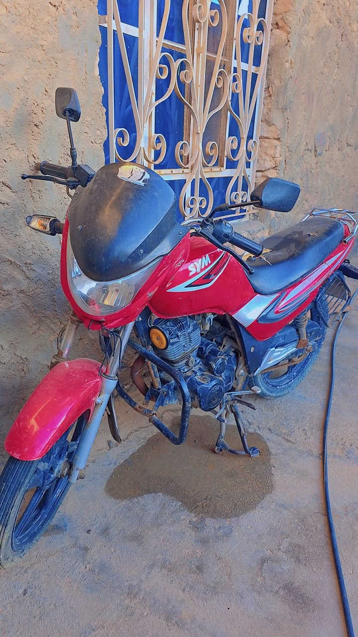 سلام عليكم
للبيع ماطور سايم سعره 600 وبي مجال 
***********
