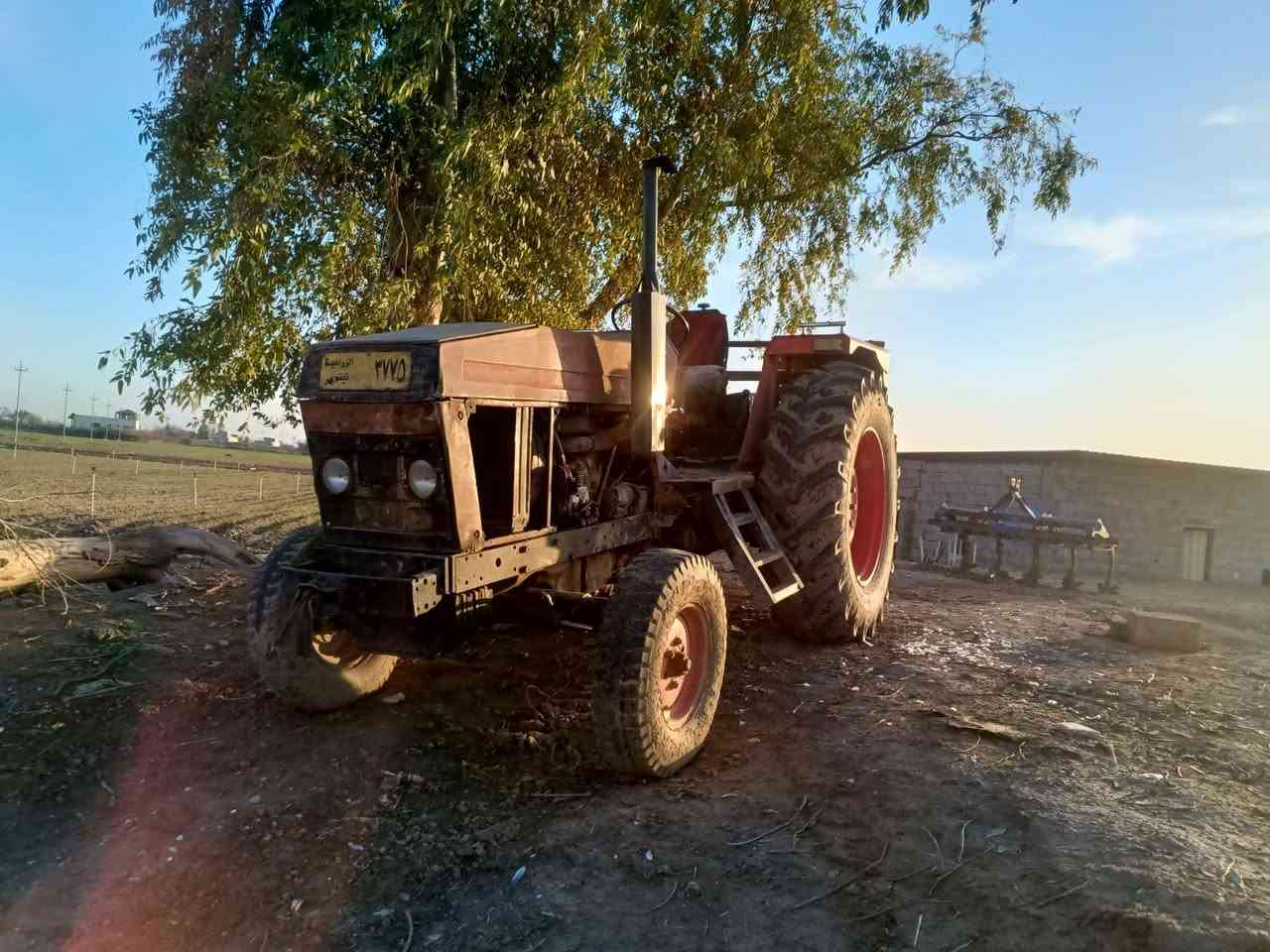 عەنتەر 81
مۆدیل 88
تایەی نوێ 
تازە تەعمیر کرایتەوە
سەنەویە
هیچ عەیبێکی نیە

سعری 55و معامەلەیەکی براینە

کرایتە پاوەر پاوەری فیاتی لۆ بەسترایە ***********
