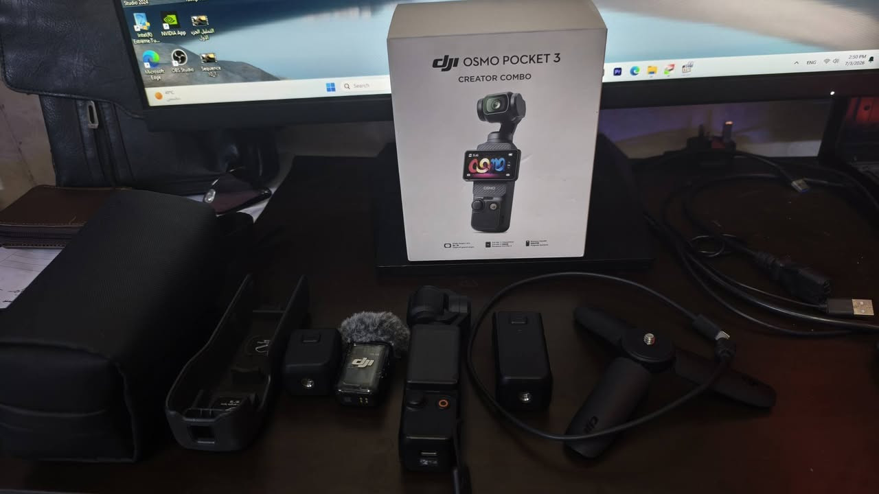 📸 DJI Osmo Pocket 3 Creator Combo 
بوكيت 3 كومبو استعمال جدا قليل ( نضافة 100%)
مع الكرتون والملحقات.
لايوجد توصيل 
بغداد - حي العامل للاستفسار أو معرفة الأسعار : *********** واتساب
