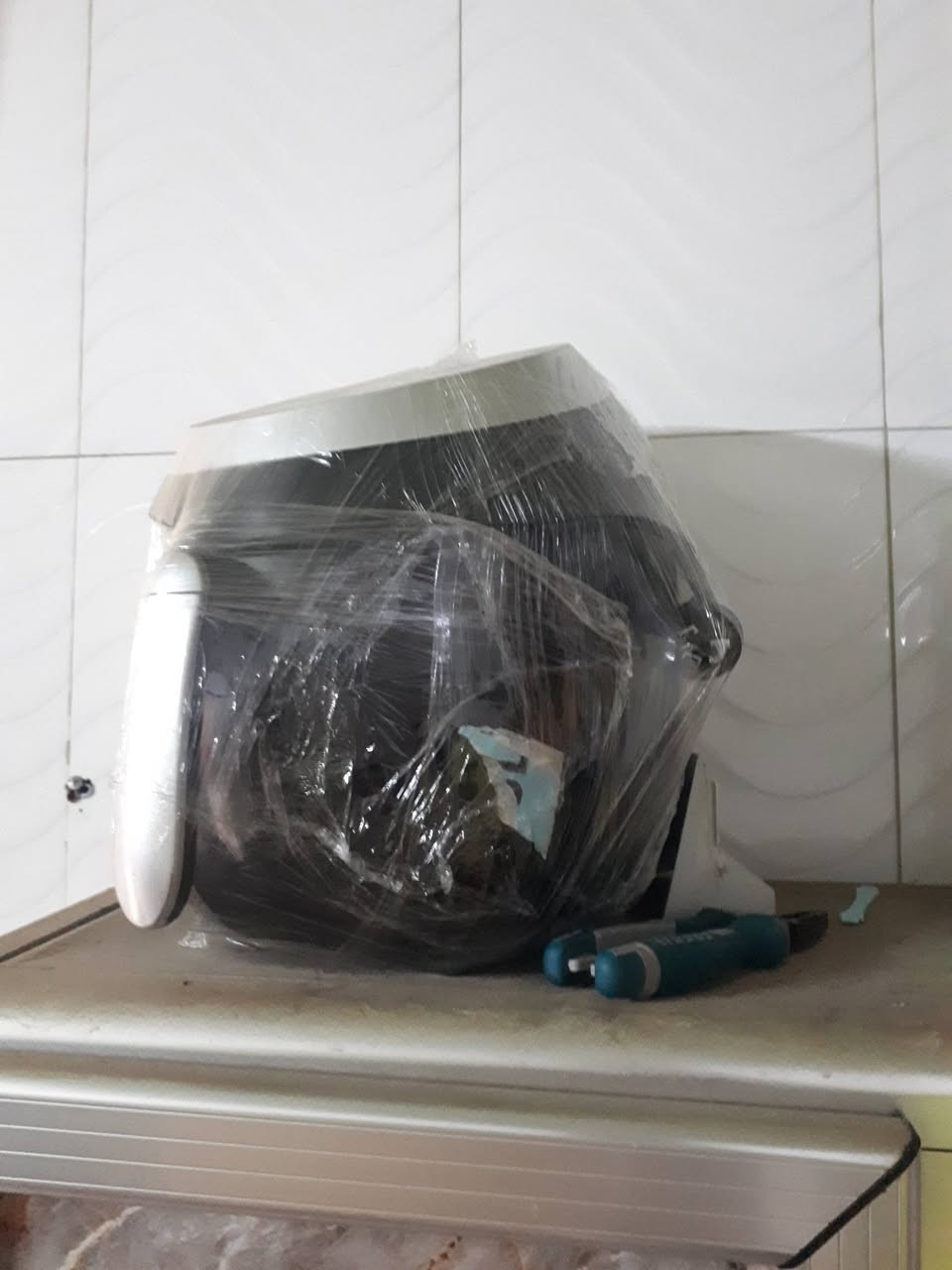 تنور حجم جبير سعره 50 و اوفن نضيف سعره 30 وقلايه سعره 75 للاستفسار ***********
