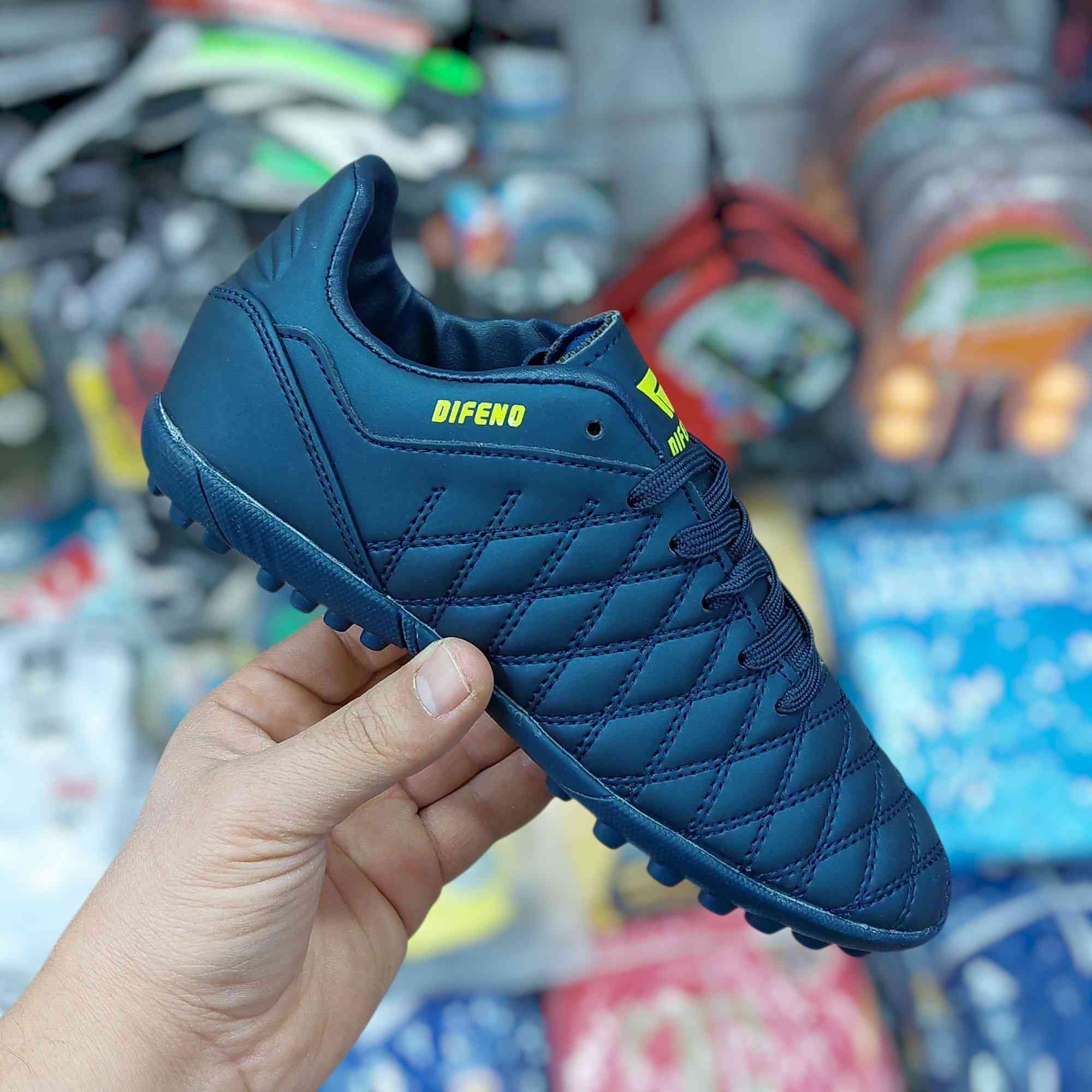 🔹#حذاء____كرة____قدم____ولادي____شبابي💯

▫#القياسات_28_29_30_31_32_33_34_35
#و36_37_38_39

🔸#العنوان__النجف_حي_الزهراء_قرب_مطعم_ثابت 
     *********** واتساب 📲 #تجهيزات_رياضيه

🔺#يوجد_توصيل_الى_جميع_اماكن_النجف_والمحافظات

           👑 تجهيزات قمر النجف الرياضية 👑
