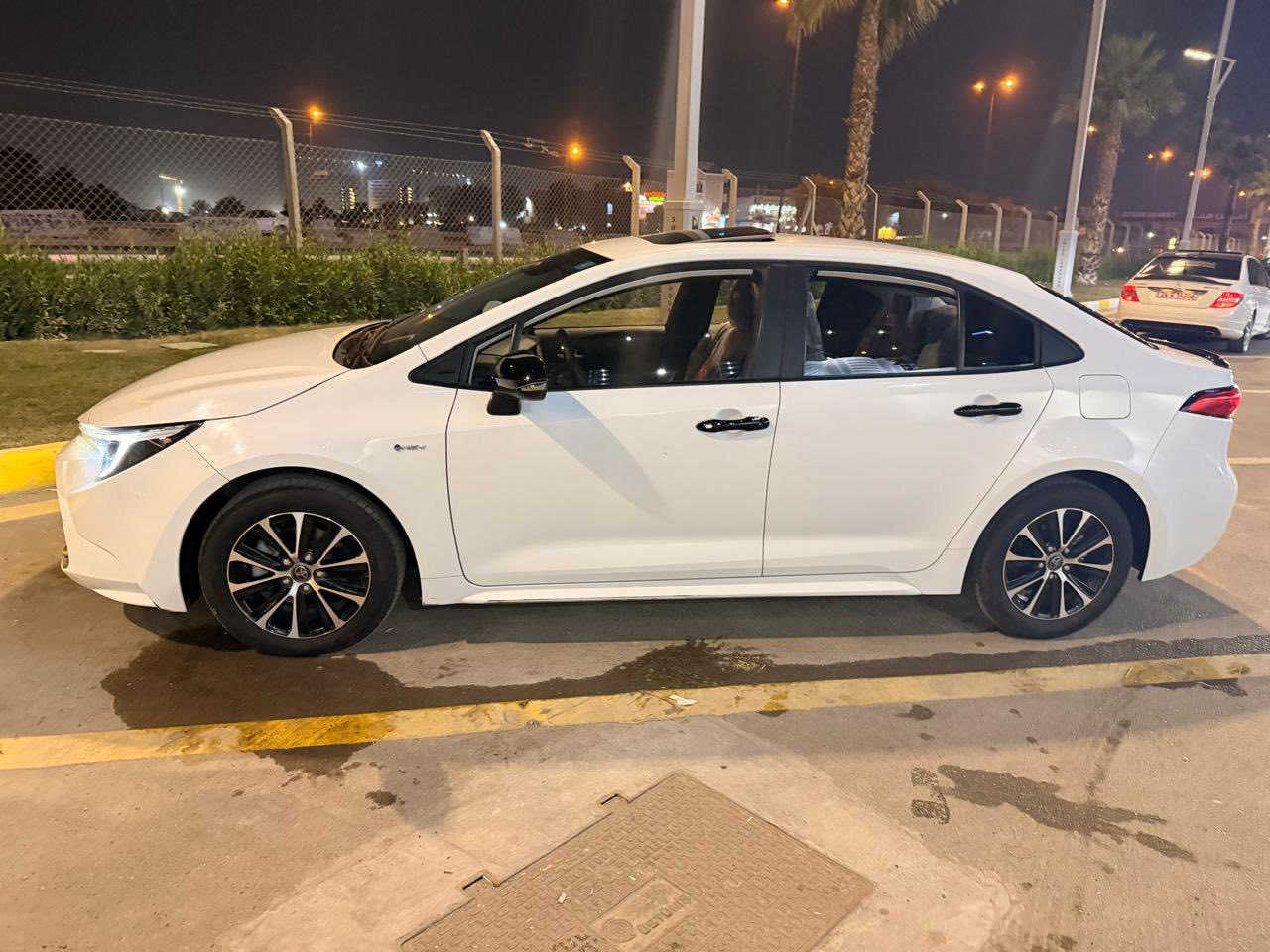 السلام عليكم 
كورلا موديل 2024 هايبرد شكل الامريكي
24  الف السنويه تنتهي ب نهاية 2030 
رقم بغداد بااسمي على ايد وحدة مكفولة من الضربة
مكان السياره بغداد الغزالية
***********
السعر 148 وبي مجال بسيط
