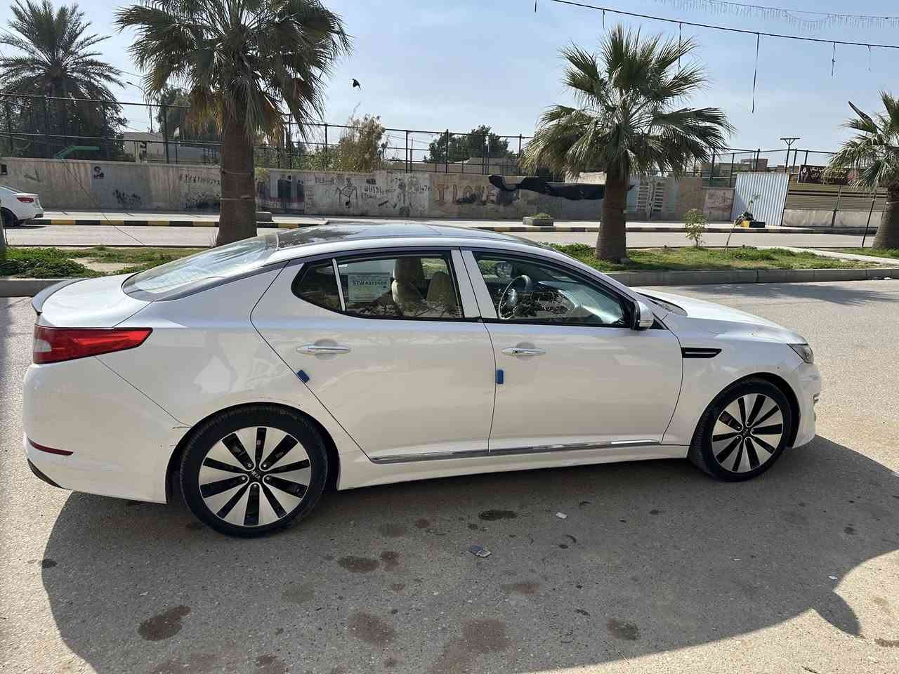 السلام عليكم كيا اوبتما 2013 خليجي رقم اربيل فول1/1السونار مرفق بالصور السعر 133 للاستفسار التواصل على الرقم : ‭0773 249 6220‬
