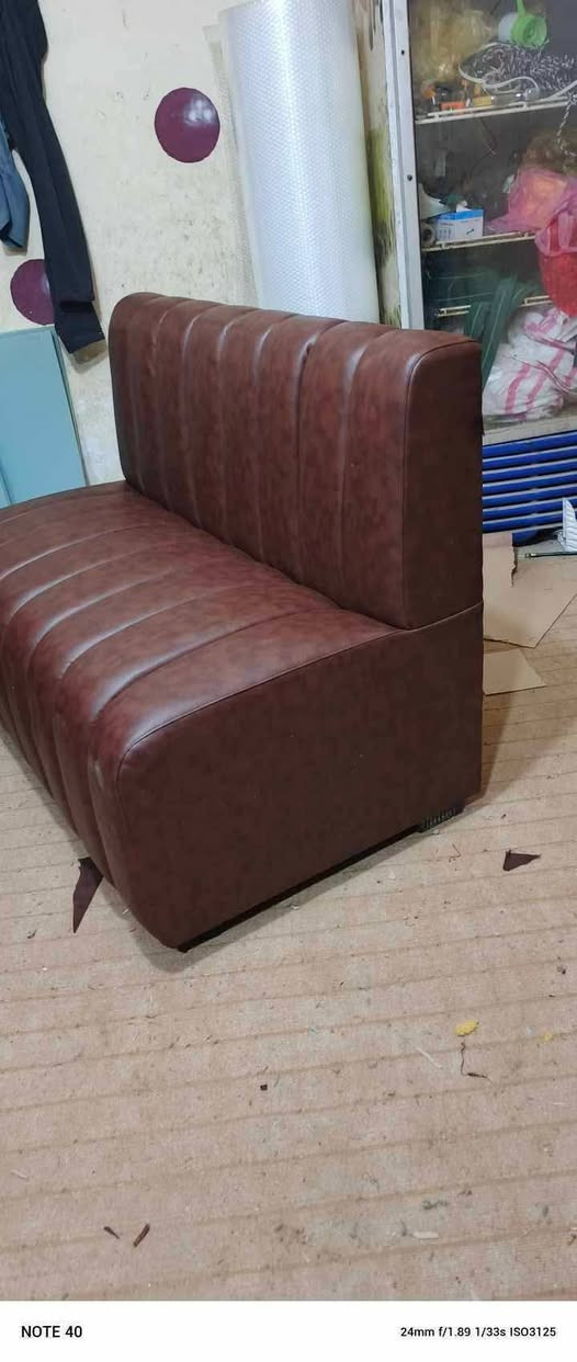 (أثاث المكتب التركي 🇹🇷)
(اختصاص أطقم مكتبية  وتجهيز مطاعم و كافيهات بجودة عالية)
عمل بجودة عالية وأجود أنواع المواد المستخدمة في الصناعة 
رقم الهاتف☎️ (***********)
رقم الهاتف ☎️ (***********)
