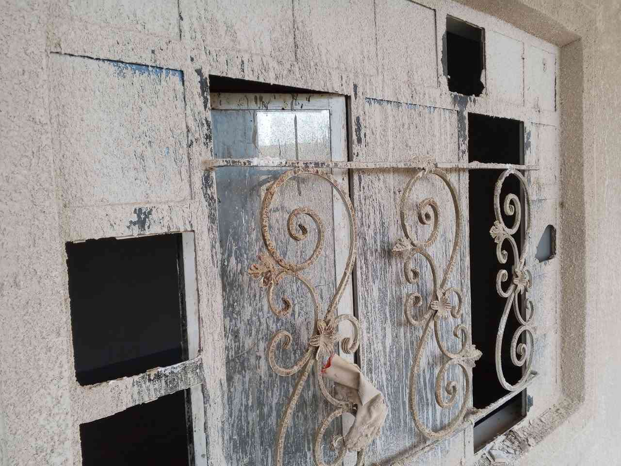 سلام عليكم يوجد كادر تنضيف بيوت ارضيه -+ جدران  سراميك +  شبابيك + بوب +دفن اساس وتنزيل اساس + وحفر اساس + اساس ضاهري + وتصفيط بلوك +تحويل بلوك. + تفليش +  تنضيف حدايق + تحويل رمل + سمنت + حصو + حفر فتال 🌚 اي استفسار واسعار جدا مناسب ***********@***********
