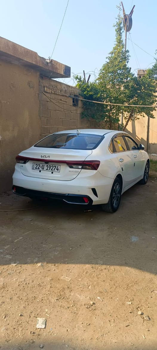 كيا K3 صيني موديل 2024 رقم شمالي إربيل فول موصفات 162 وبيها مجال التواصل*********** مكان السيارة بغداد كرخ الدورة حي الصحة

